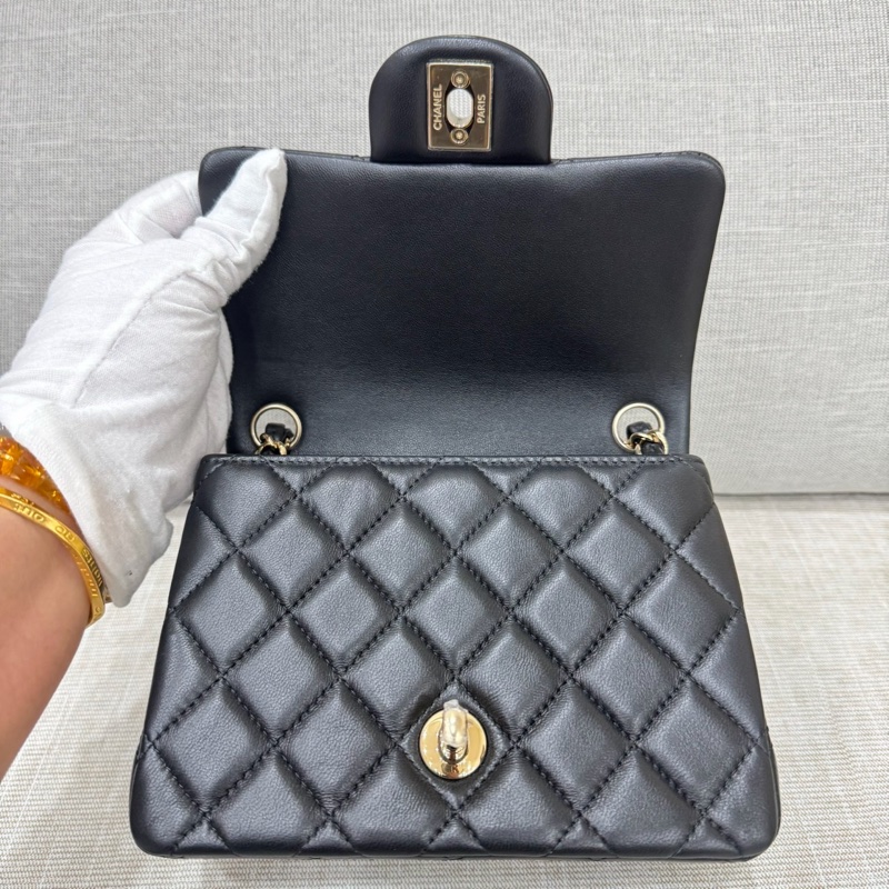 香奈兒 Chanel mini coco 17 方胖子黑金羊 迷你口蓋包-17