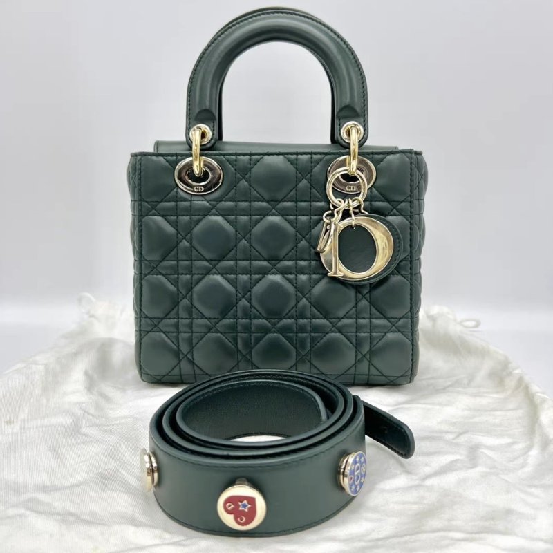 DIOR 深綠色金戴妃四格徽章肩帶手提包20*17*8 98新配件塵袋-0