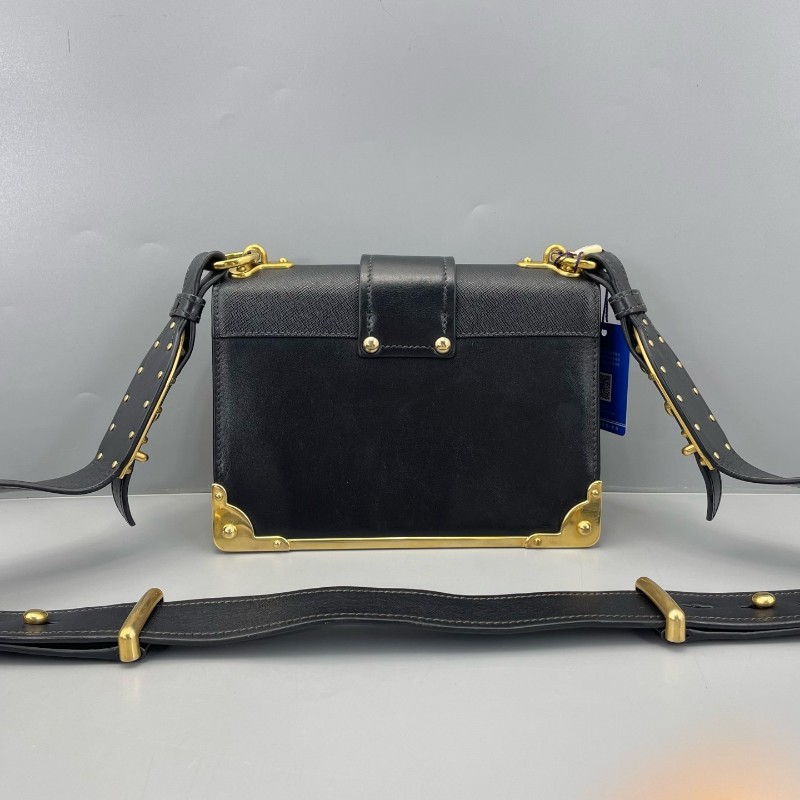 PRADA 黑色宮廷系款肩背包 斜背包-1