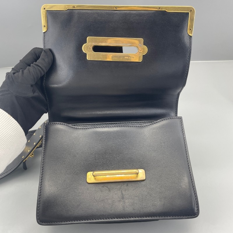 PRADA 黑色宮廷系款肩背包 斜背包-7