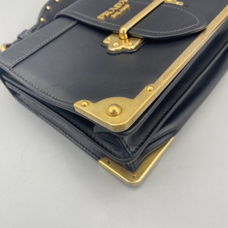 PRADA 黑色宮廷系款肩背包 斜背包-12