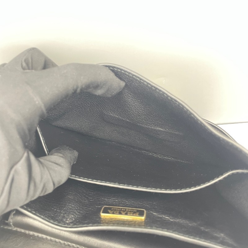 PRADA 黑色宮廷系款肩背包 斜背包-24