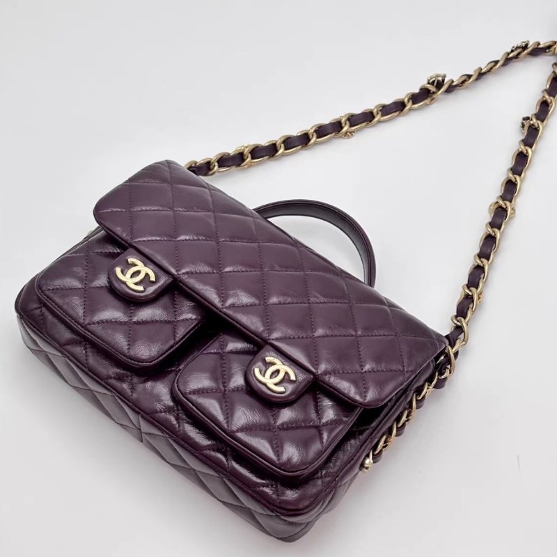 CHANEL 24A手工坊油蠟皮酒紅金扣單肩郵差包25*16**5 全新閒置配件盒子塵袋購證-2