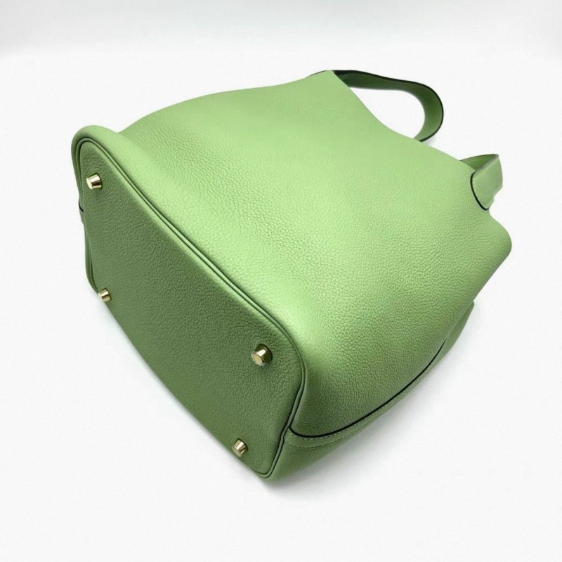 HERMES 酪梨綠菜籃子22手提袋22*22*18 99新配件塵袋鎖鑰匙-2