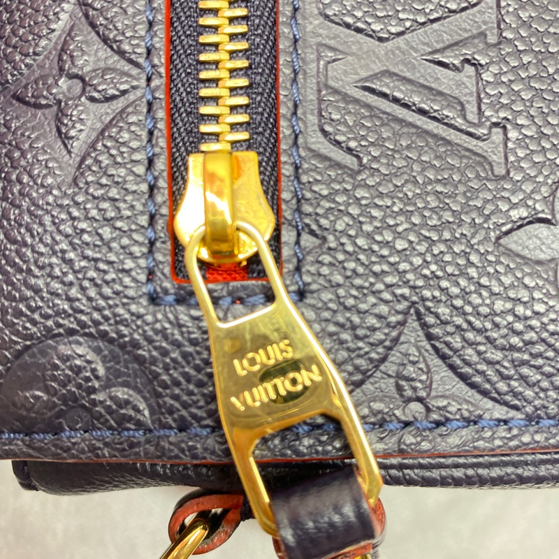 經典郵差包,近全新。無瑕疵-14