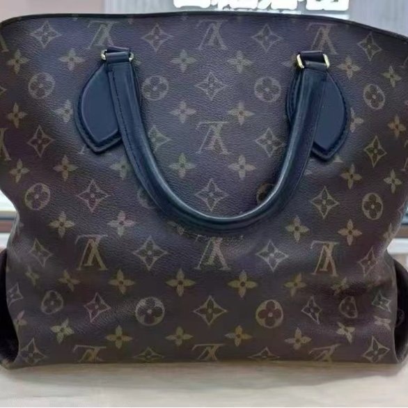 LV 經典老花金扣手提餃子包30*22*11 98新配件鑰匙鎖 塵袋-6