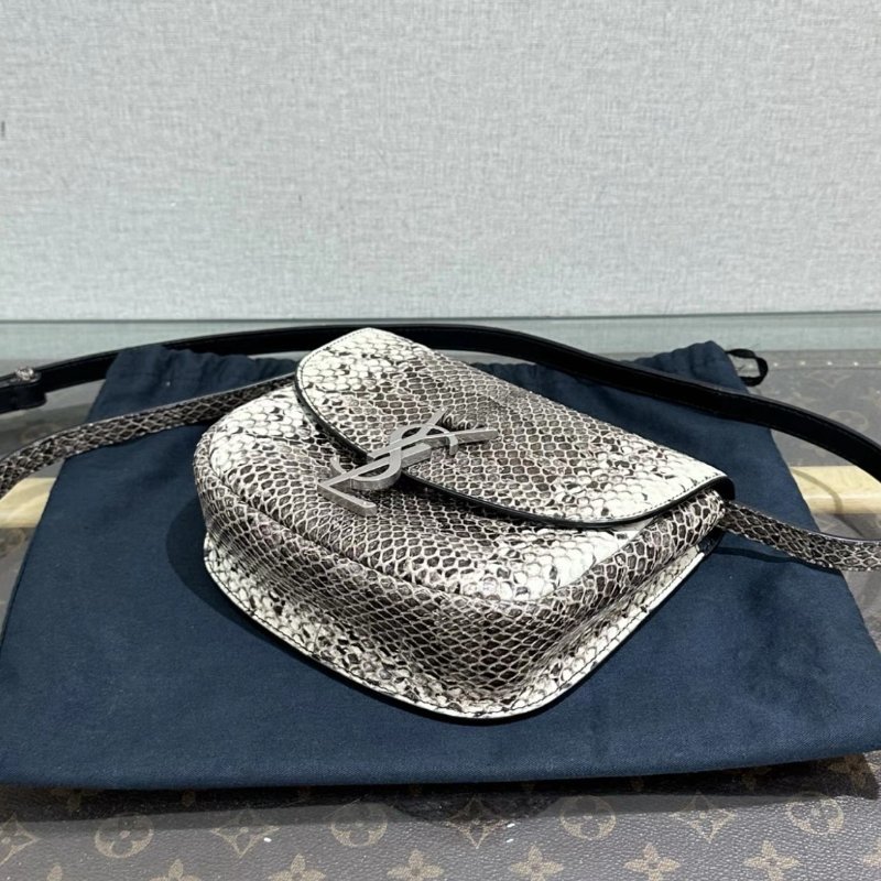 YSL 喜馬拉雅蛇皮銀扣肩背斜背馬鞍包 18*14*5 98新配件塵袋-2