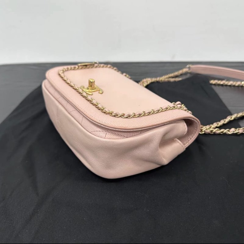 CHANEL 櫻花粉滾邊方胖子肩背包 98新配件:盒子購證塵袋-4