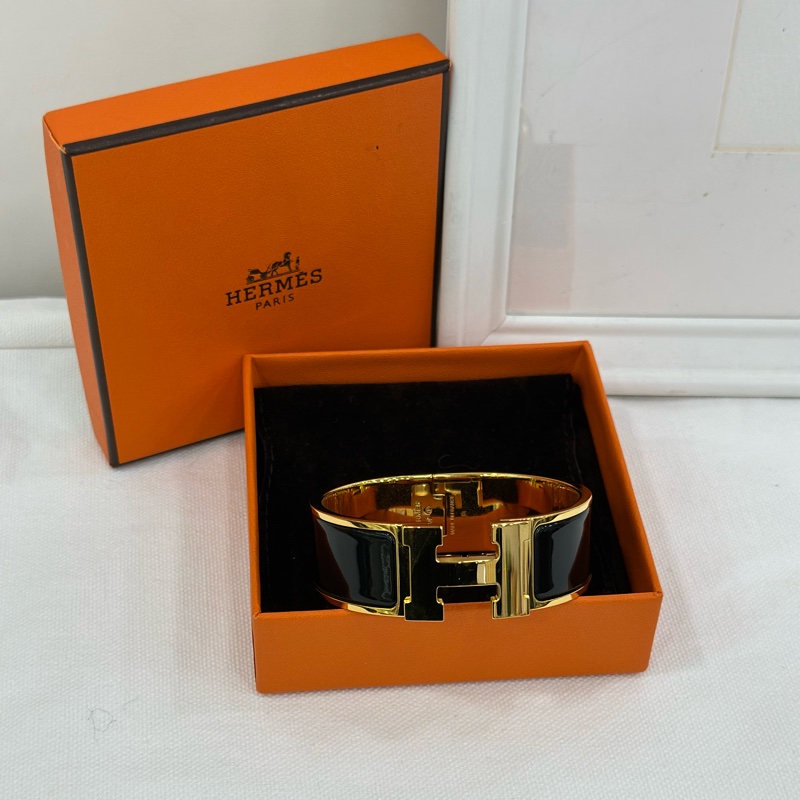 Hermes/愛馬仕寬版黑金手鐲 有使用痕跡-0