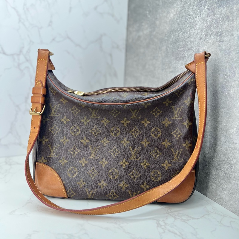 💗香緹國際精品💗 LV 中古款牛角包-0
