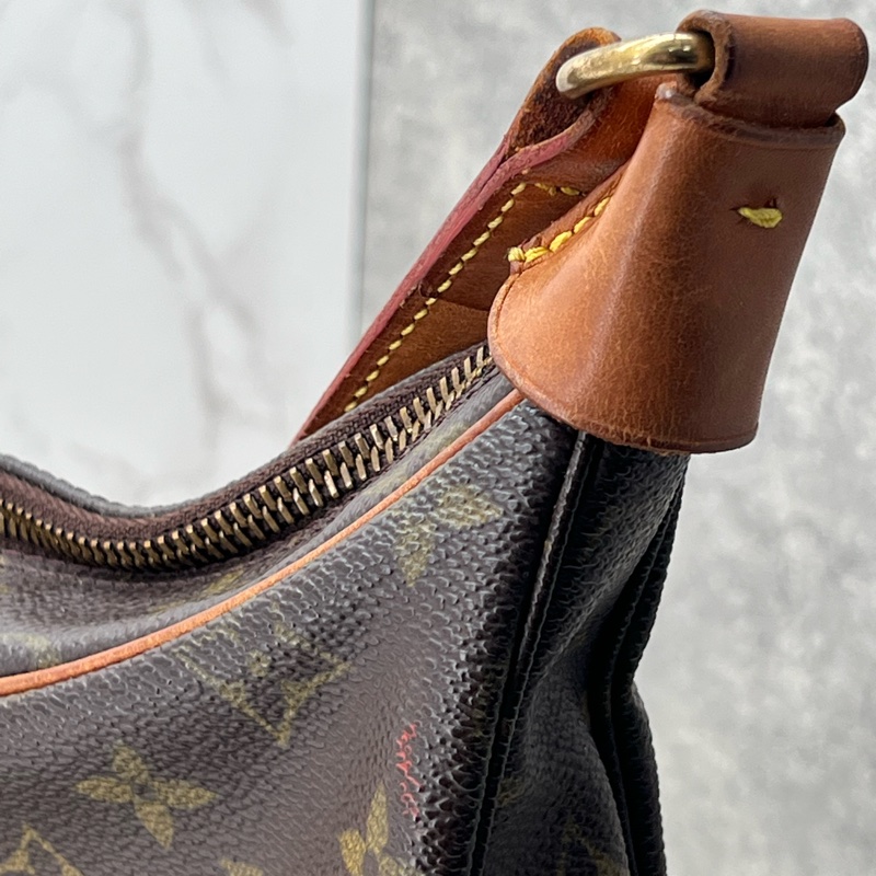 💗香緹國際精品💗 LV 中古款牛角包-1