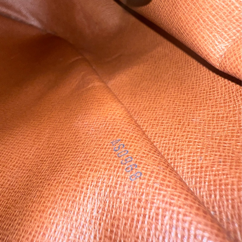 💗香緹國際精品💗 LV 中古款牛角包-12