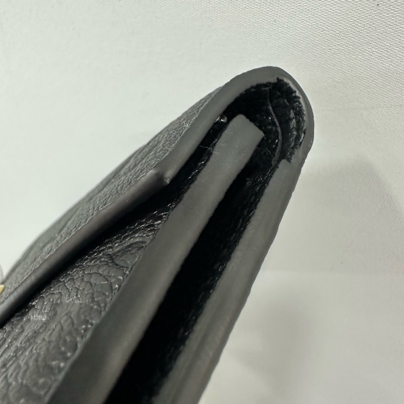 LV m64060 黑牛皮壓紋金釦三折短夾-12