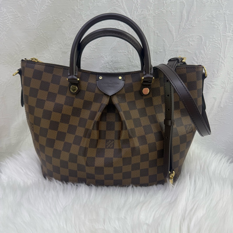 Louis Vuitton 手提包 or 肩帶包-0