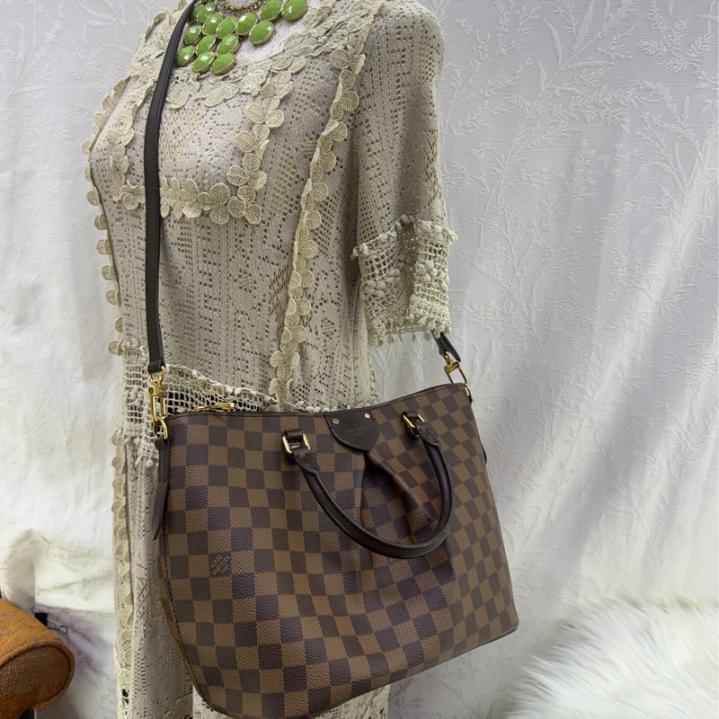 Louis Vuitton 手提包 or 肩帶包-10