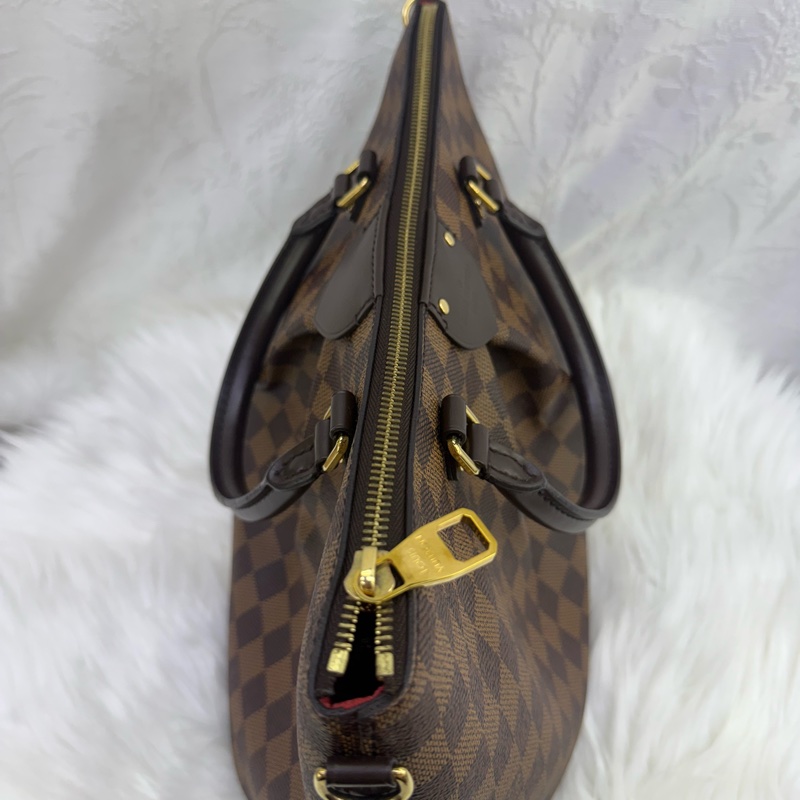 Louis Vuitton 手提包 or 肩帶包-12