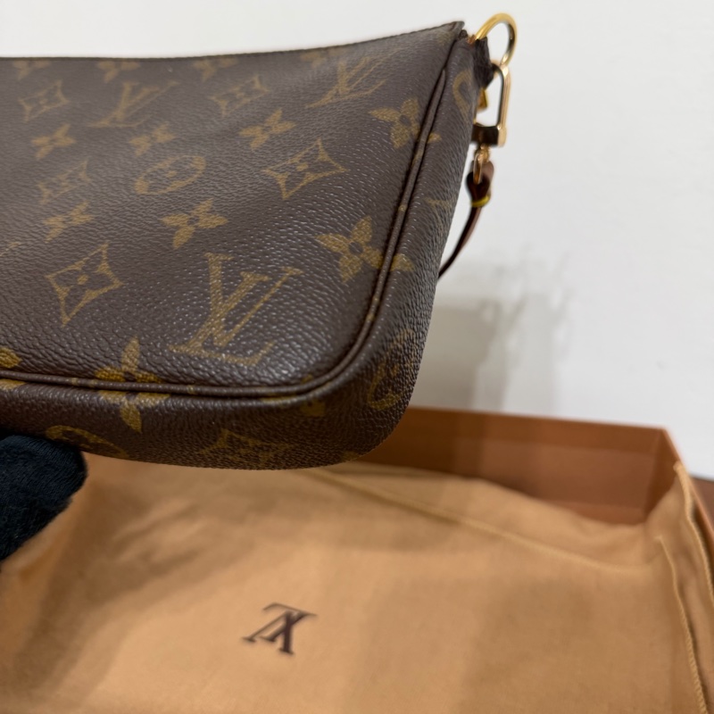 #現折2000#附盒子 Louis Vuitton 麻將包-9