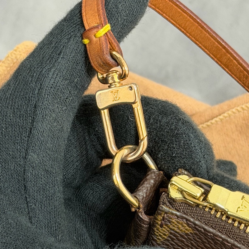 #附盒子 Louis Vuitton 麻將包-22