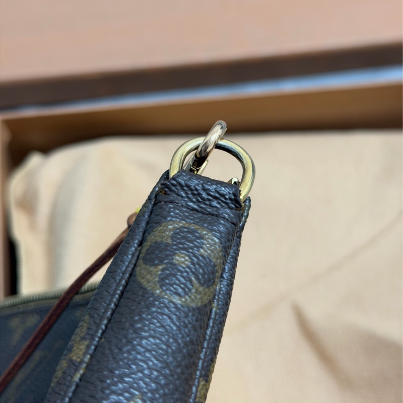 #附盒子 Louis Vuitton 麻將包-24