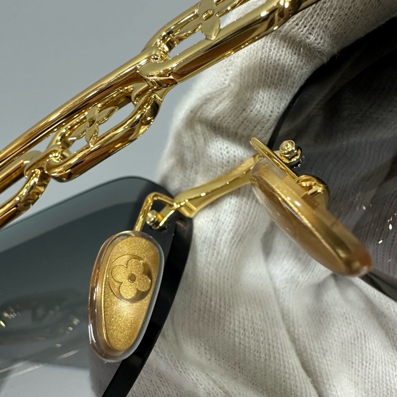 LV Z1626U 金色金屬墨鏡 Jewel Cat Eye LOGO 太陽眼鏡-19