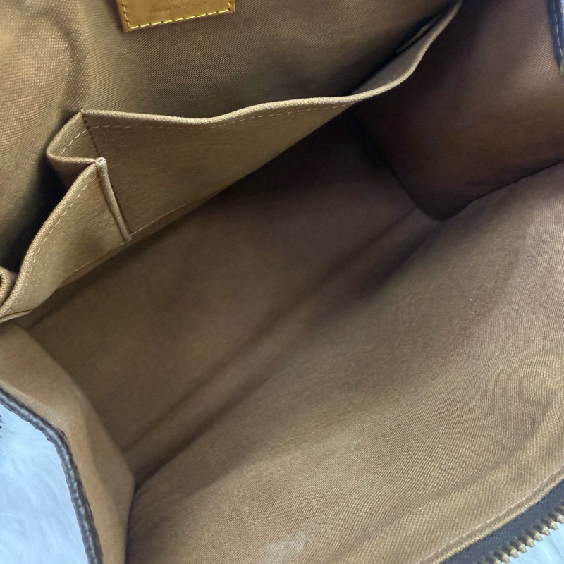 Louis Vuitton Popincourt Handbag-8