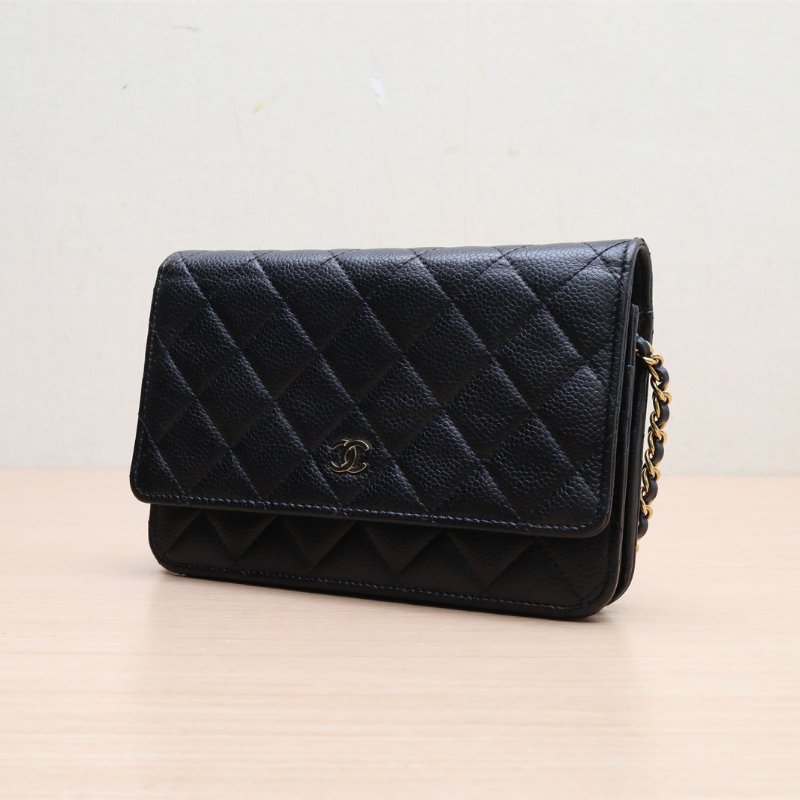 CHANEL CFWOC19黑色荔枝牛皮晶片開金扣肩背包-4