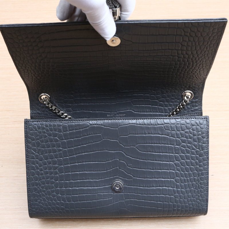 SAINT LAURENT KATE中號24鱷魚壓紋流蘇灰色牛皮銀扣肩背包-2