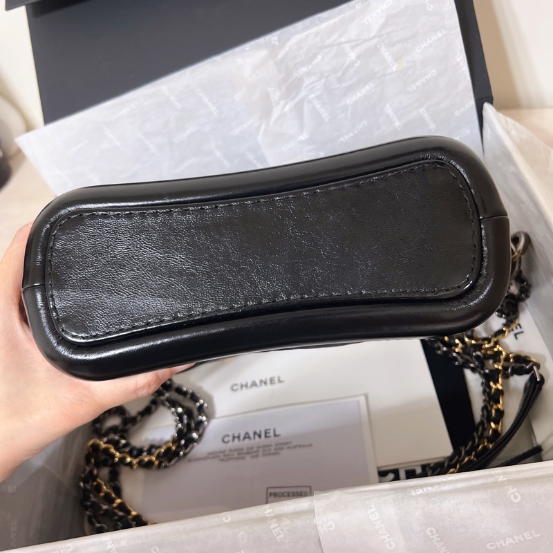 全配🈶購證 Chanel 香奈兒 限量提把流浪包 黑金 小號-6