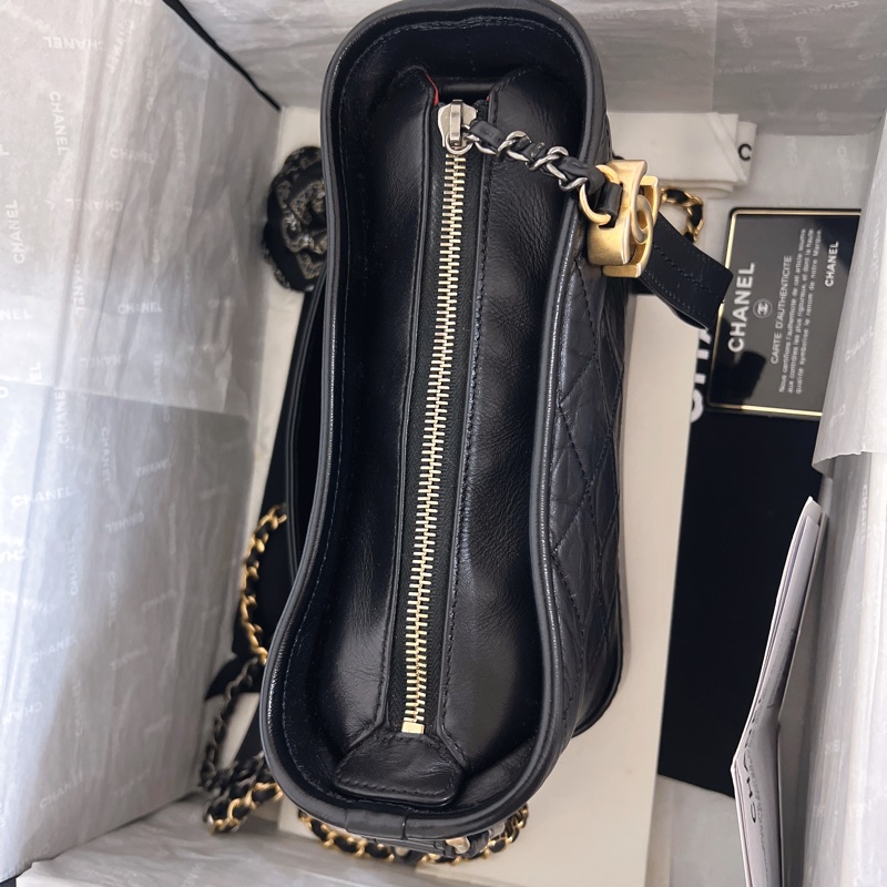 全配🈶購證 Chanel 香奈兒 限量提把流浪包 黑金 小號-10