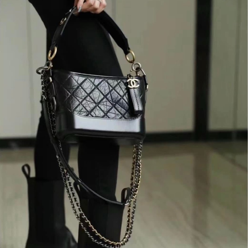 全配🈶購證 Chanel 香奈兒 限量提把流浪包 黑金 小號-24