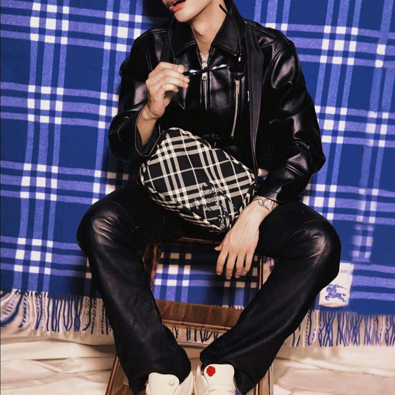 💎Han's house精品服飾💎BURBERRY Paddy 格紋 相機包 原價36900-1