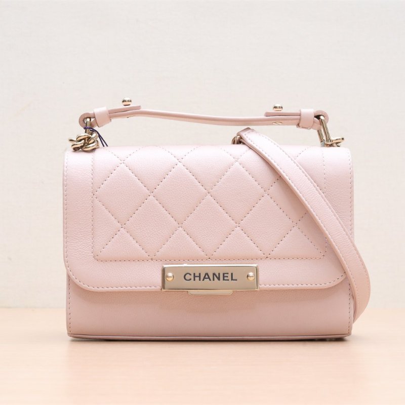 CHANEL 金屬logo荔枝牛皮鏈條斜跨包粉色23開粉色牛皮23開金扣肩背包-1