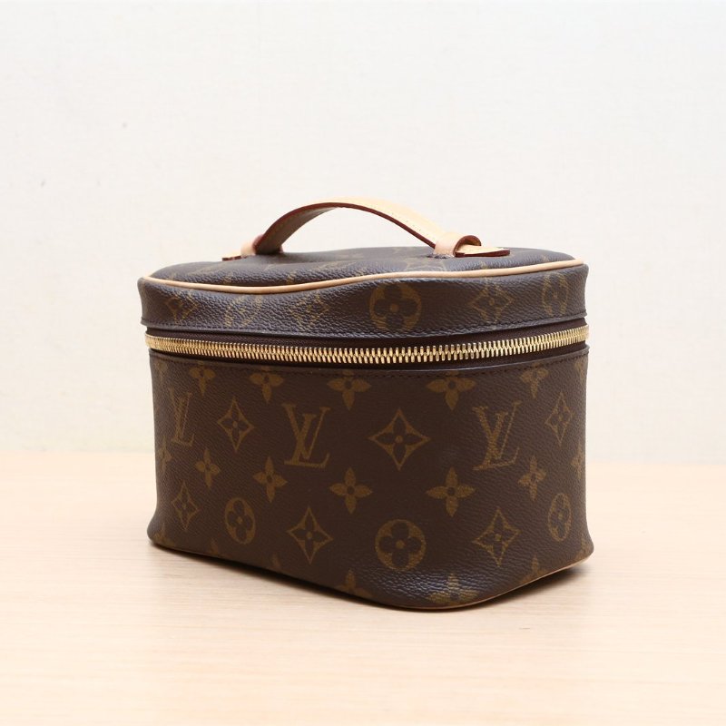 LOUIS VUITTON Nice化妝包Mini迷你20老花PVC老花晶片肩背包-3