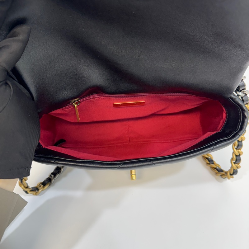 CHANEL黑金油蠟羊皮19包小號 26CM AS1160-8