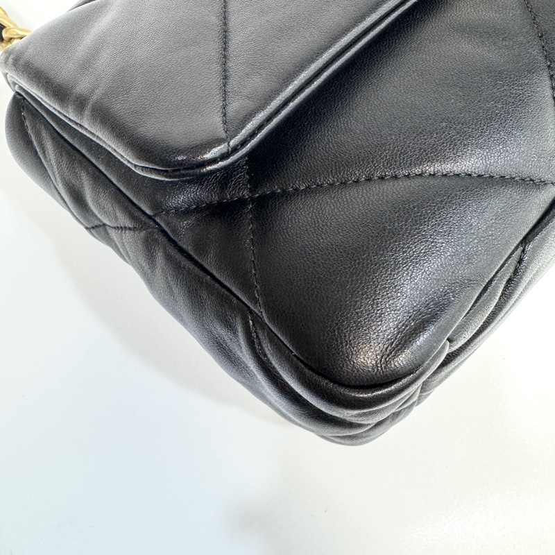 CHANEL黑金油蠟羊皮19包小號 26CM AS1160-10