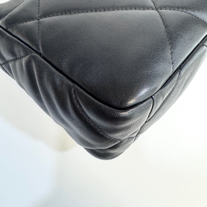 CHANEL黑金油蠟羊皮19包小號 26CM AS1160-13