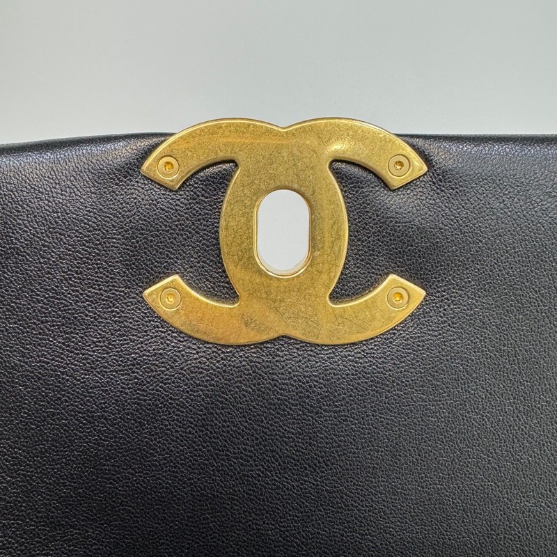 CHANEL黑金油蠟羊皮19包小號 26CM AS1160-15