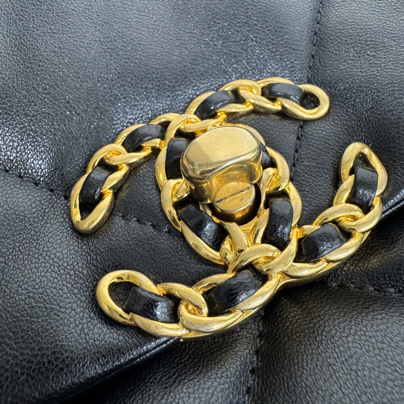 CHANEL黑金油蠟羊皮19包小號 26CM AS1160-16