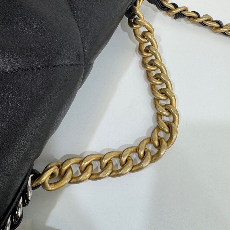 CHANEL黑金油蠟羊皮19包小號 26CM AS1160-22
