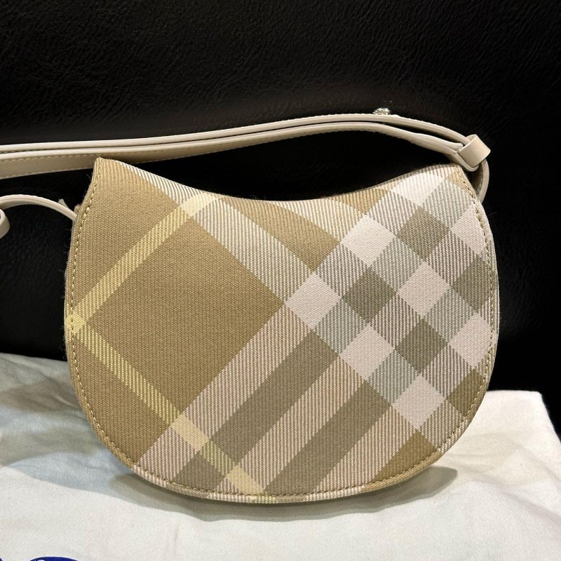 💎Han's house精品服飾💎BURBERRY 迷你 Rocking Horse 肩背包 現貨 原價59000-7