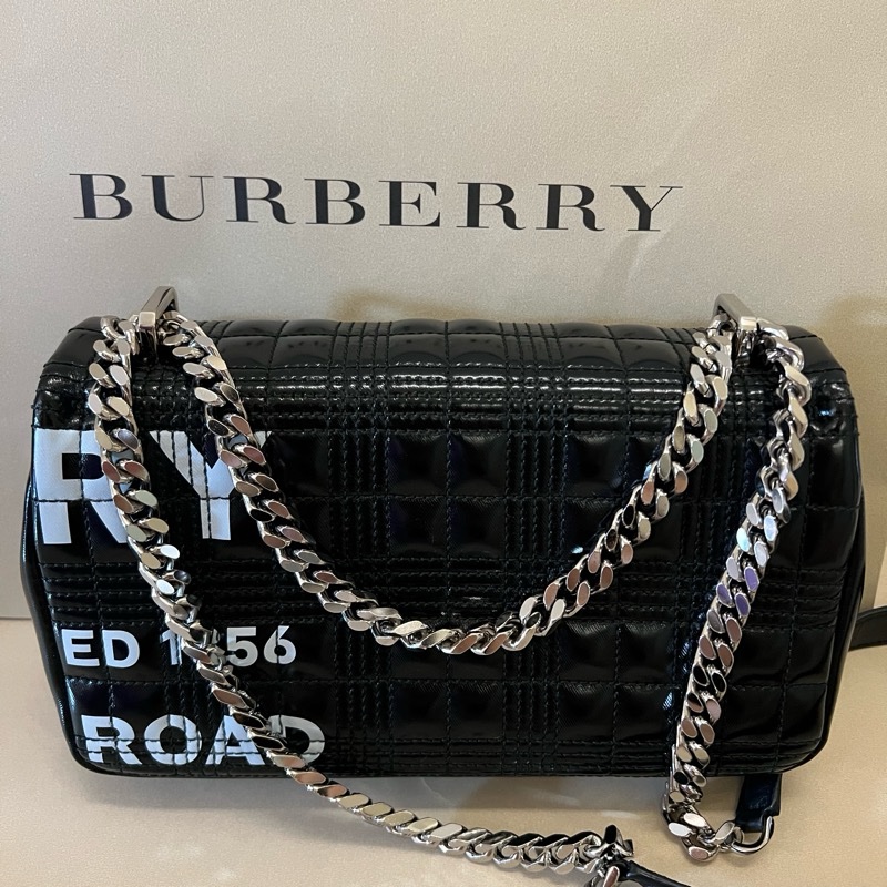 Burberry 小款Horseferry 印花絎縫Lola 包銀鏈斜背包-6