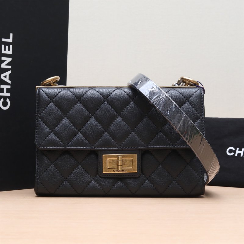 CHANEL 2.55扣trendy單肩包黑色羊皮17開金扣肩背包-0