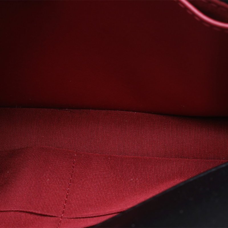 CHANEL CF季節款21早春珍珠鏈條包黑色牛皮31開金扣肩背包-2