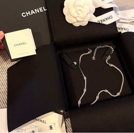 全新正品CHANEL 銀色7花 logo項鏈-0