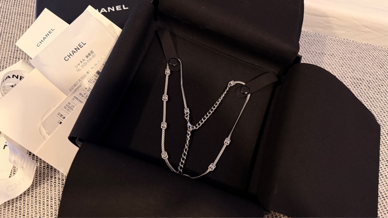 全新正品CHANEL 銀色7花 logo項鏈-11