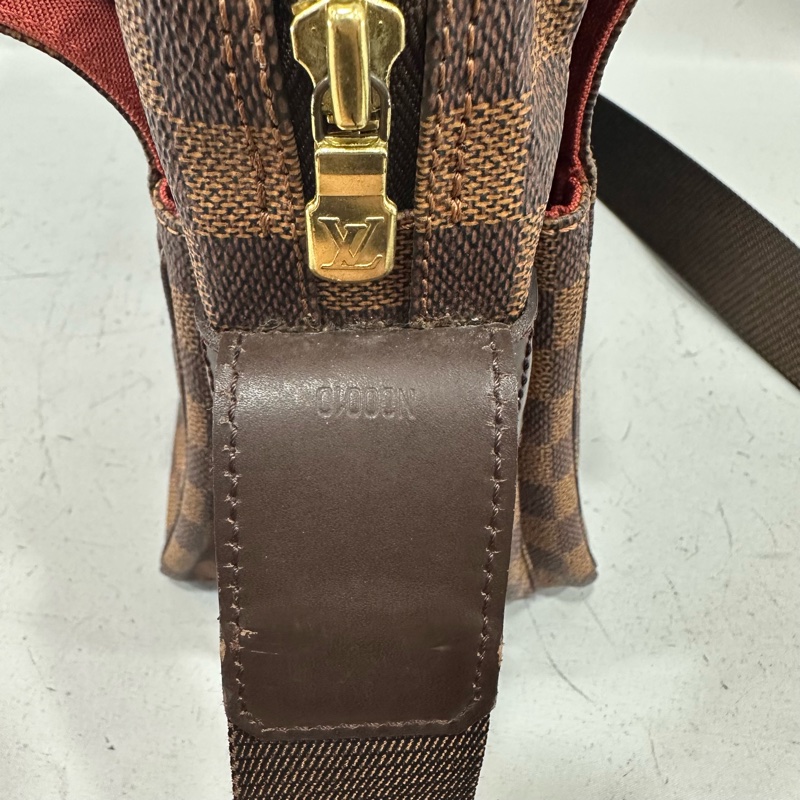 LV N45255 咖棋盤格拉鏈上蓋斜背包 豆腐包-10