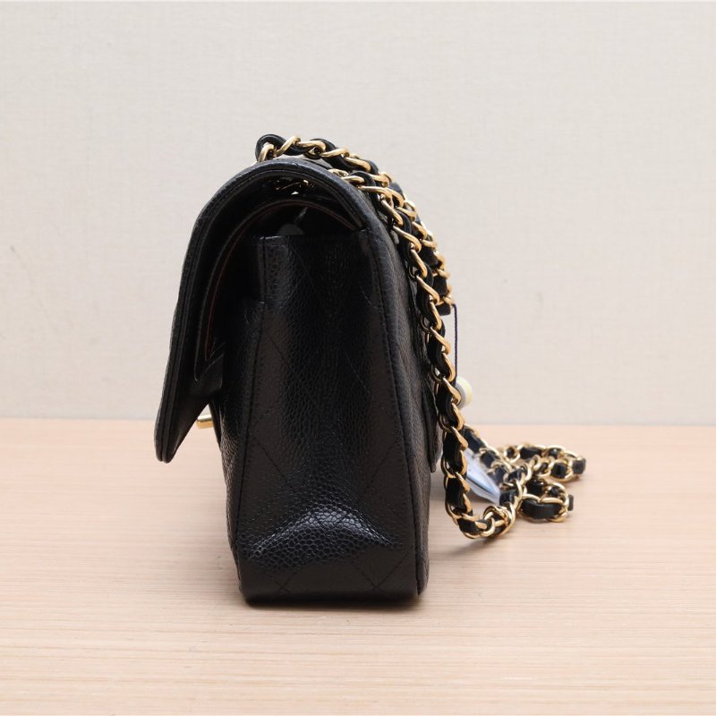 CHANEL CF經典款口蓋包中號黑色金扣晶片開牛皮晶片開金扣肩背包-4