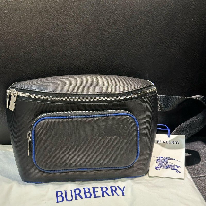 💎Han's house精品服飾💎burberry 戰馬 騎士 小牛皮 腰包 意大利製 現貨 原價47000-0