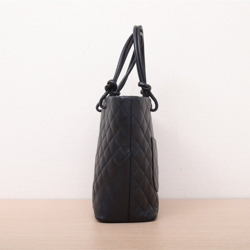 CHANEL 中古康鵬菜籃子黑色牛皮9開銀扣肩背包-2