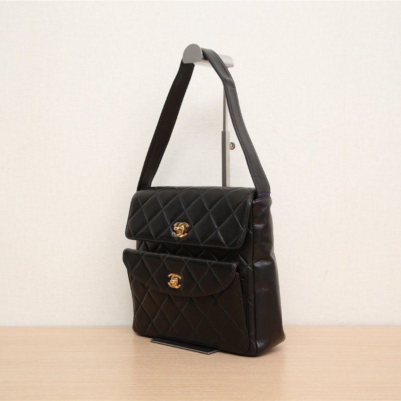 CHANEL 中古黑金羊Duma單肩包黑色4開肩背包-1